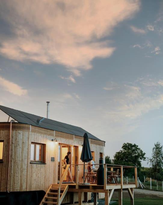 Villa Wohnwagon Paul - Autarkie erleben! - Tiny House Oberschneiding Exterior foto